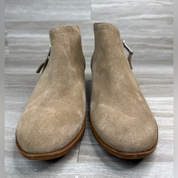Lucky Brand Suede Brielley Side Zip Ankle Booties Womens Size 8 - Picture 3 of 12